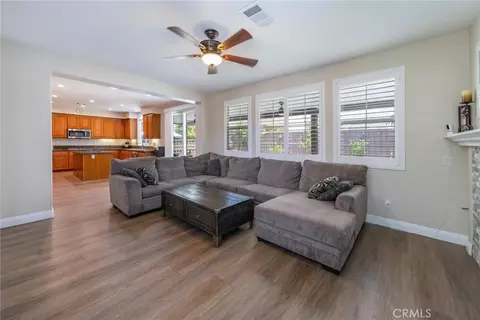 Living - 45550 Seagull, Temecula, CA 92592 photo 3 of 4