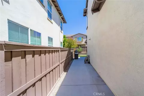 Entry Way - 45550 Seagull, Temecula, CA 92592 photo 8 of 8