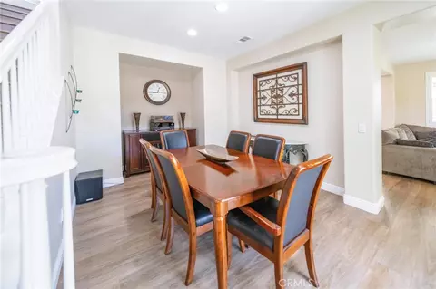 Dining - 45550 Seagull, Temecula, CA 92592 photo 1 of 2