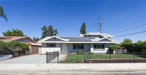490 Janeva Ct, Hemet, CA 92543