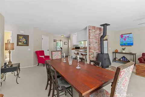 Dining - 985 N Main, Fallbrook, CA 92028 photo 3 of 4