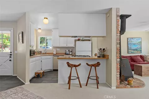 Kitchen - 985 N Main, Fallbrook, CA 92028 photo 2 of 4