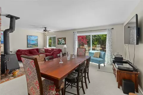 Dining - 985 N Main, Fallbrook, CA 92028 photo 2 of 4