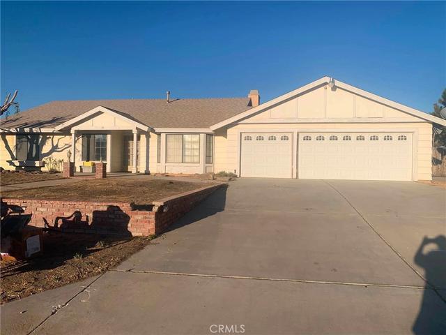 11345 Hollyvale Ave, Victorville, CA 92392
