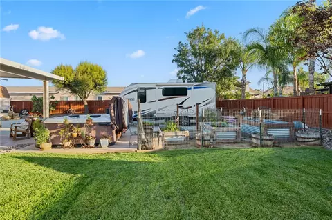 Exterior - 729 Smith, Hemet, CA 92544 photo 7 of 18