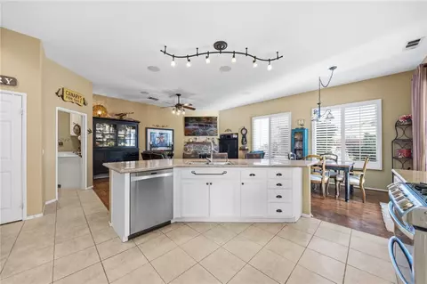 Kitchen - 729 Smith, Hemet, CA 92544 photo 3 of 4