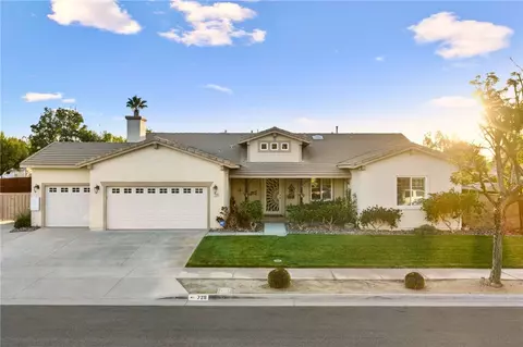 Exterior - 729 Smith, Hemet, CA 92544 photo 2 of 18