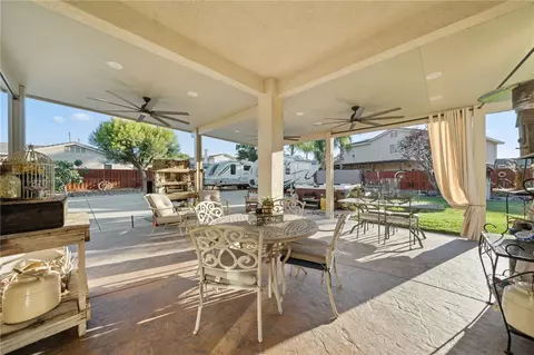 Exterior - 729 Smith, Hemet, CA 92544 photo 3 of 18