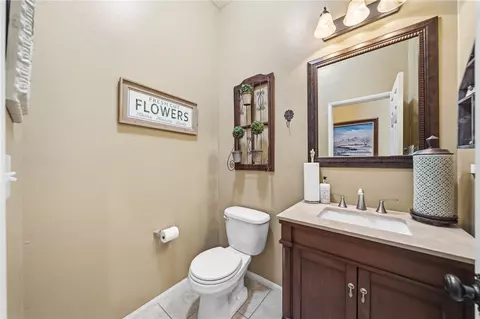 Bath - 729 Smith, Hemet, CA 92544 photo 1 of 2