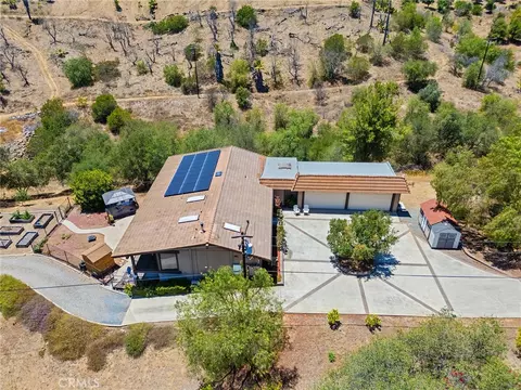 View/Area - 750 Stewart Cyn, Fallbrook, CA 92028 photo 4 of 9