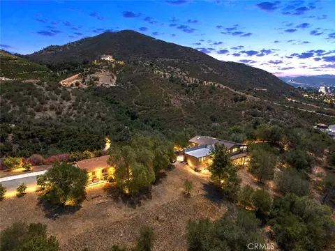 View/Area - 750 Stewart Cyn, Fallbrook, CA 92028 photo 9 of 9