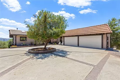 Exterior - 750 Stewart Cyn, Fallbrook, CA 92028 photo 2 of 14