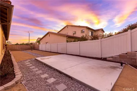 Exterior - 42642 Rivera Drive Dr, Temecula, CA 92592 photo 5 of 6