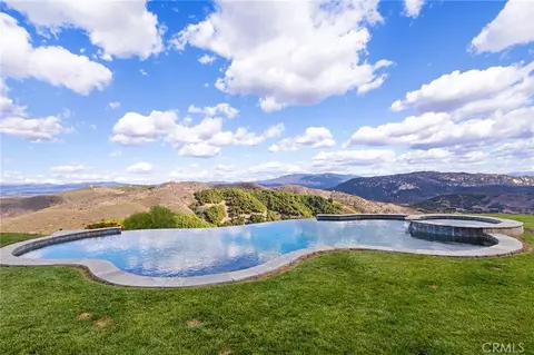 Exterior - 27630 Morning Glory Cir, Temecula, CA 92590 photo 6 of 17