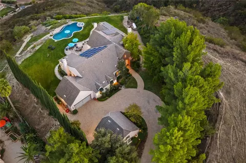 View/Area - 27630 Morning Glory Cir, Temecula, CA 92590 photo 2 of 3