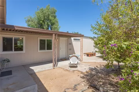 Exterior - 24788 Split Rail Rd, Wildomar, CA 92595 photo 6 of 23