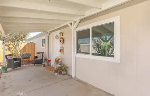 Exterior - 24788 Split Rail Rd, Wildomar, CA 92595 photo 5 of 23