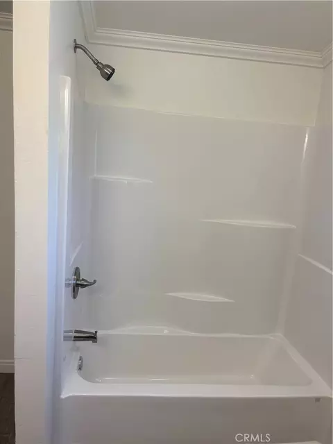 Bath - 24788 Split Rail Rd, Wildomar, CA 92595 photo 2 of 3
