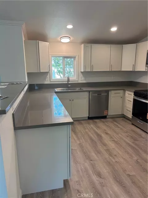 Kitchen - 24788 Split Rail Rd, Wildomar, CA 92595 photo 5 of 5