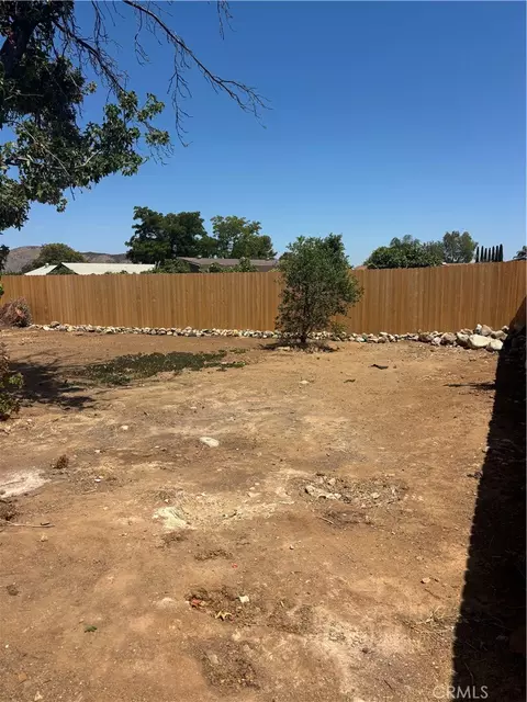 Exterior - 24788 Split Rail Rd, Wildomar, CA 92595 photo 8 of 13