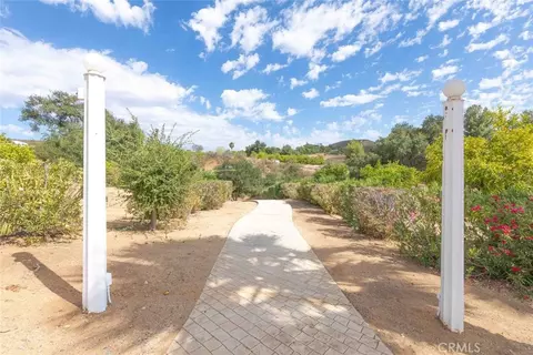 Exterior - 24788 Split Rail Rd, Wildomar, CA 92595 photo 10 of 13
