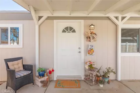 Exterior - 24788 Split Rail Rd, Wildomar, CA 92595 photo 4 of 23