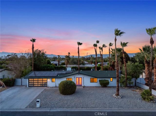 2860 E Ventura Rd, Palm Springs, CA 92262