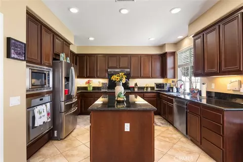 Kitchen - 40153 Medford Rd, Temecula, CA 92591 photo 2 of 4