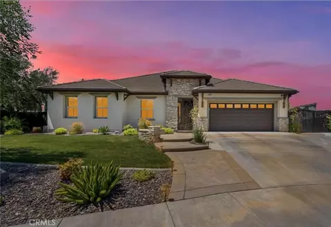 35815 Red Blf, Murrieta, CA 92562