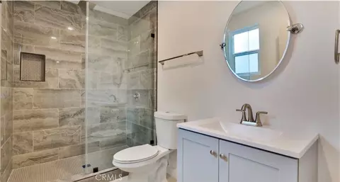 Bath - 477 E Van Koevering, Rialto, CA 92376 photo 2 of 2