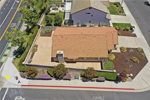 View/Area - 31920 Calle Vimianzo, Temecula, CA 92592 photo 4 of 7