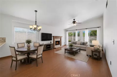 Living - 31920 Calle Vimianzo, Temecula, CA 92592 photo 3 of 6
