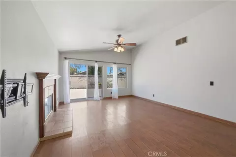 Living - 31920 Calle Vimianzo, Temecula, CA 92592 photo 6 of 6