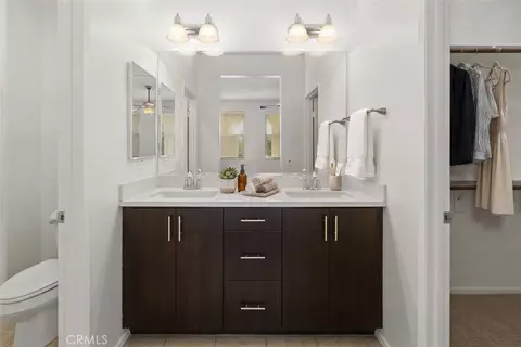 Bath - 43114 Avenida Abril, Temecula, CA 92592 photo 2 of 3