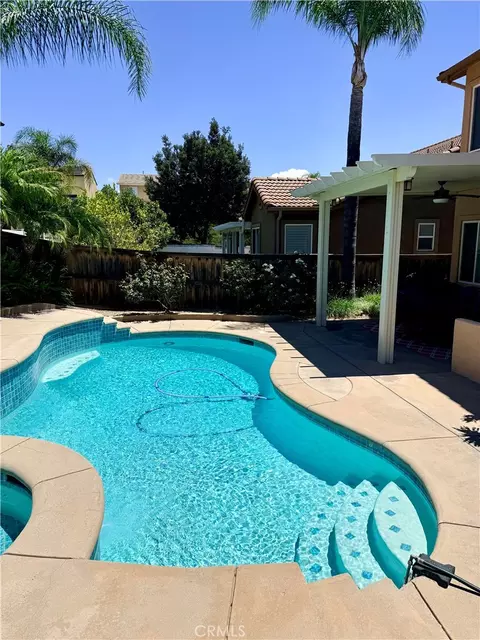 46123 Drymen, Temecula, CA 92592 photo 2