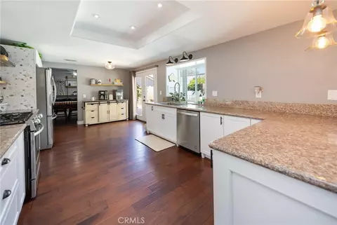 Kitchen - 45948 Parsippany Ct, Temecula, CA 92592 photo 4 of 7