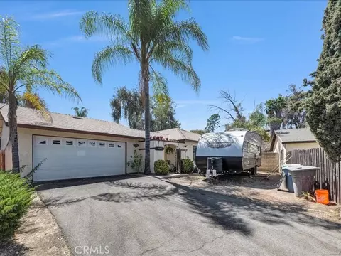 Exterior - 41041 Via Halcon, Temecula, CA 92591 photo 3 of 11