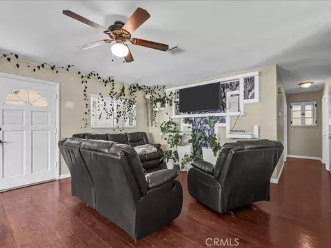 Living - 41041 Via Halcon, Temecula, CA 92591 photo 2 of 2