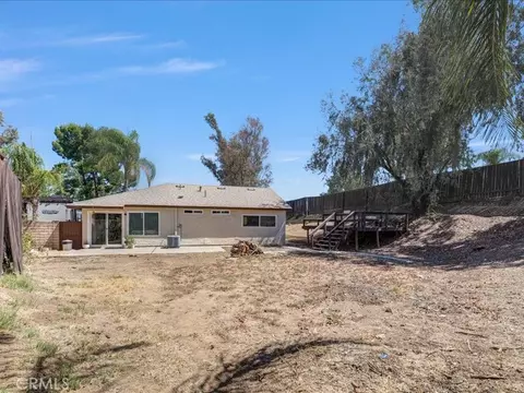 Exterior - 41041 Via Halcon, Temecula, CA 92591 photo 9 of 11