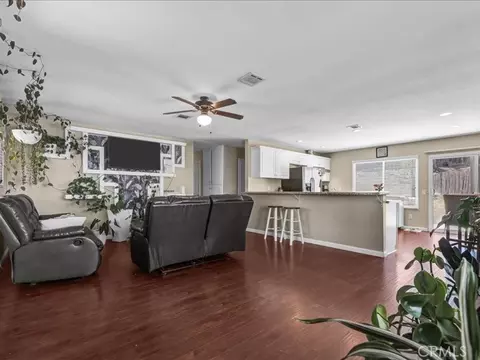 Living - 41041 Via Halcon, Temecula, CA 92591 photo 2 of 3