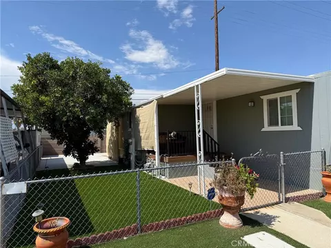 260 N Lyon #38, Hemet, CA 92543