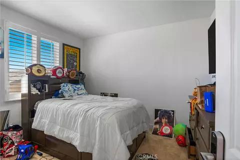 Bedroom - 17195 Compass Dr, Riverside, CA 92503 photo 9 of 11