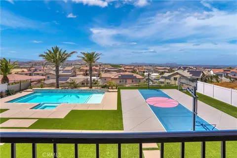 Exterior - 17195 Compass Dr, Riverside, CA 92503 photo 8 of 16