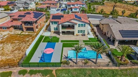 View/Area - 17195 Compass Dr, Riverside, CA 92503 photo 4 of 5