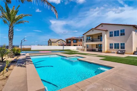Exterior - 17195 Compass Dr, Riverside, CA 92503 photo 15 of 16