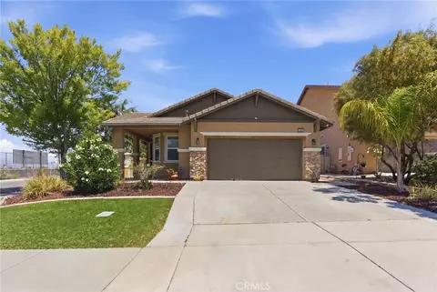 Exterior - 32634 Ritchart Ct, Temecula, CA 92592 photo 2 of 6