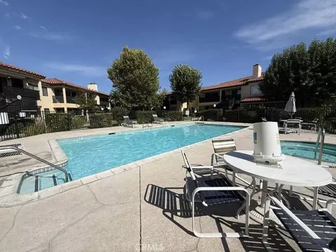 25636 Sharp Dr #E, Hemet, CA 92544 photo 2