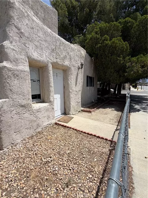 Exterior - 281 E Main, San Jacinto, CA 92583 photo 14 of 16