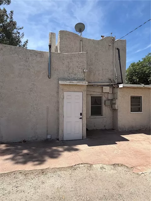 Exterior - 281 E Main, San Jacinto, CA 92583 photo 7 of 16