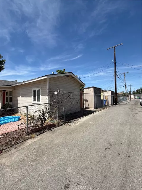 Exterior - 281 E Main, San Jacinto, CA 92583 photo 9 of 16